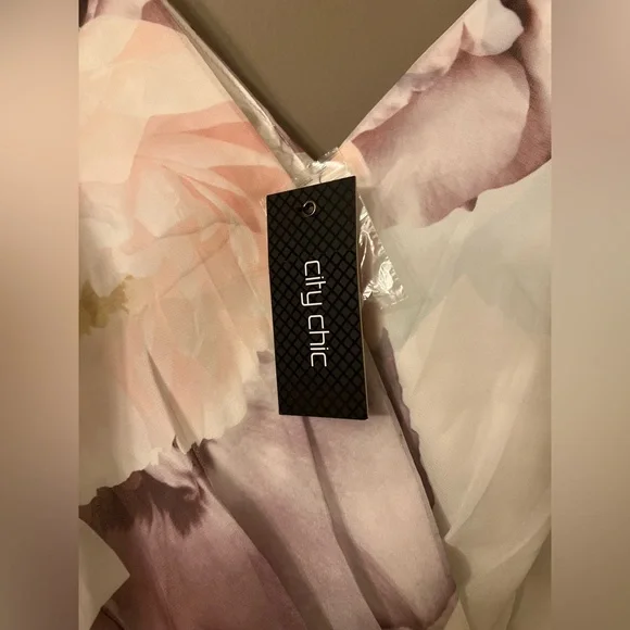 CITY CHIC Bella Rosa Ivory Maxi Dress Size 16 - Picture 6 of 11